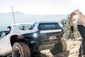 The Ultimate Guide to Safe and Efficient Vehicle Recovery" The Ultimate Guide to Safe and Efficient Vehicle Recovery"